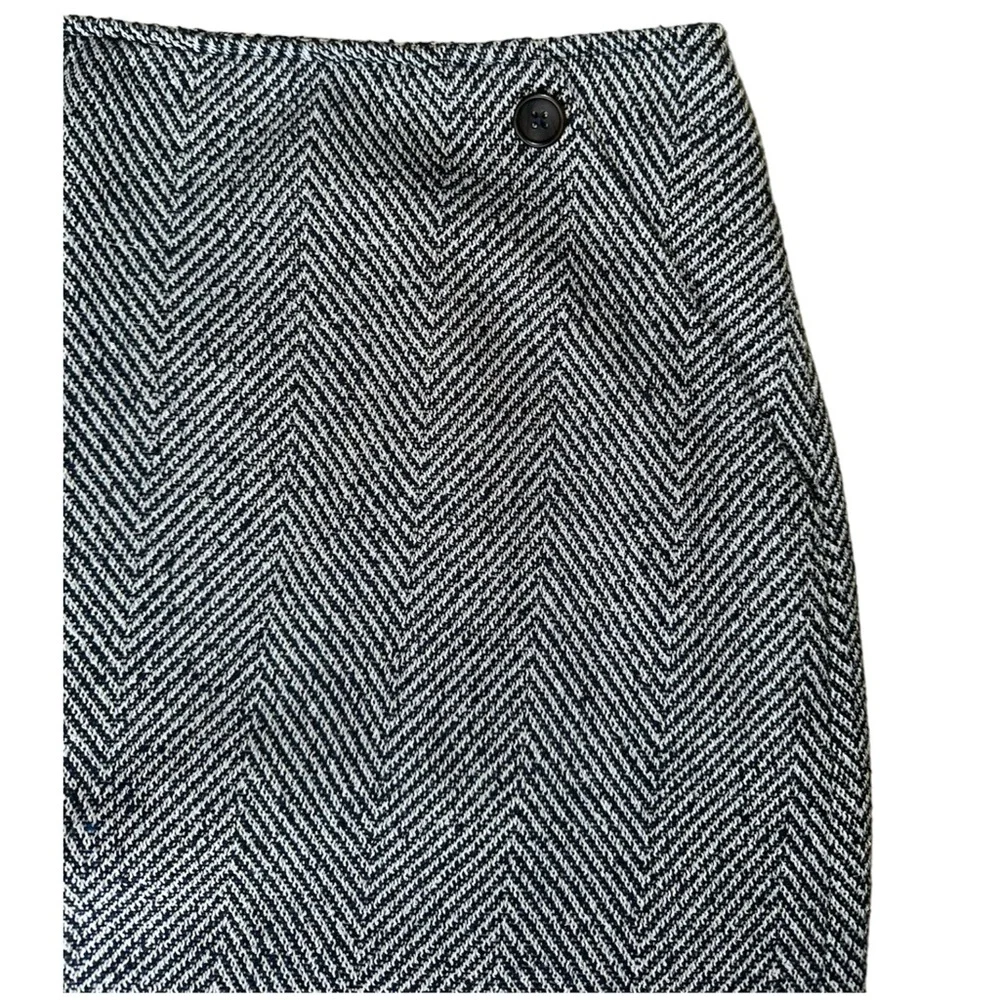 NWT Banana Republic Navy Blue Herringbone Wool Blend A-line Skirt Size 16 Tall - Picture 4 of 9